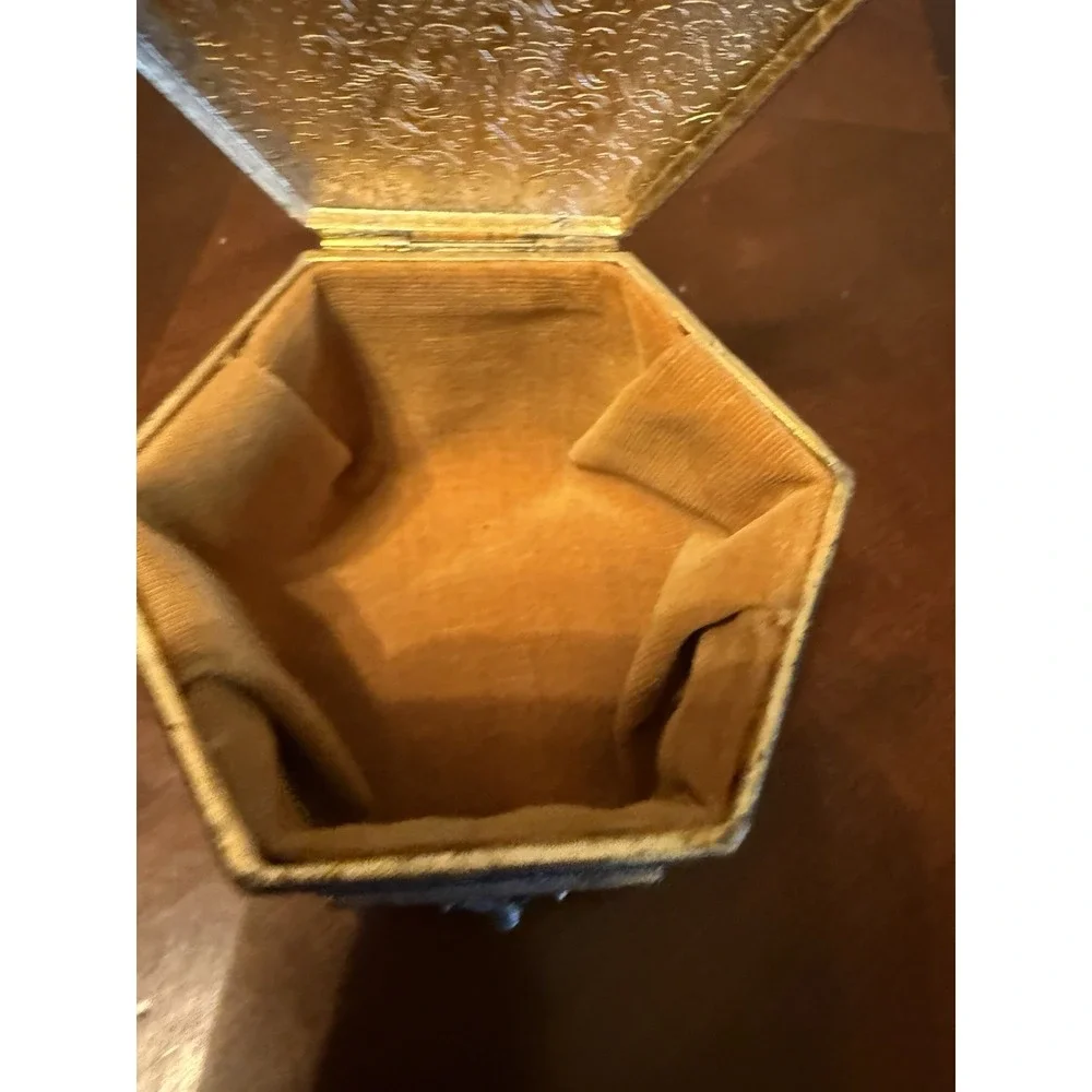 Vtg 50's Mele Japan Hexagon Jewelry Box A Young Girl Reading Fragonard Gold Tone